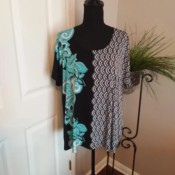 Chico's Ladies Tunic Top - Picture 1 of 7